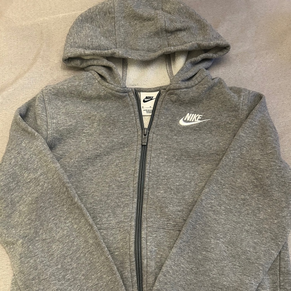 Youth M Nike Zipped Hoodie